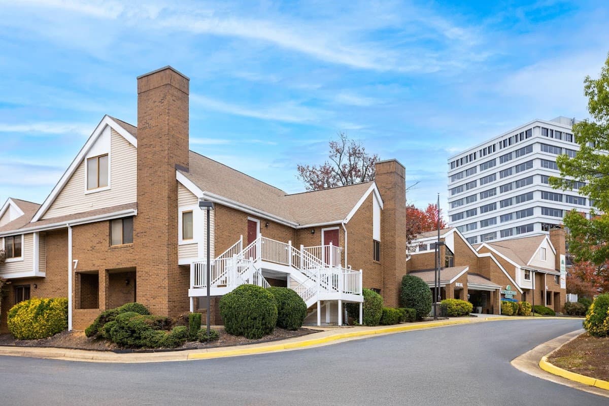Tysons Corner Suites, A Baymont by Wyndham, Hotel in Tysons