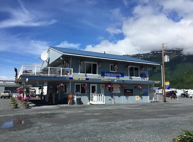 Eagles Rest RV Park, Caravan Park in Valdez