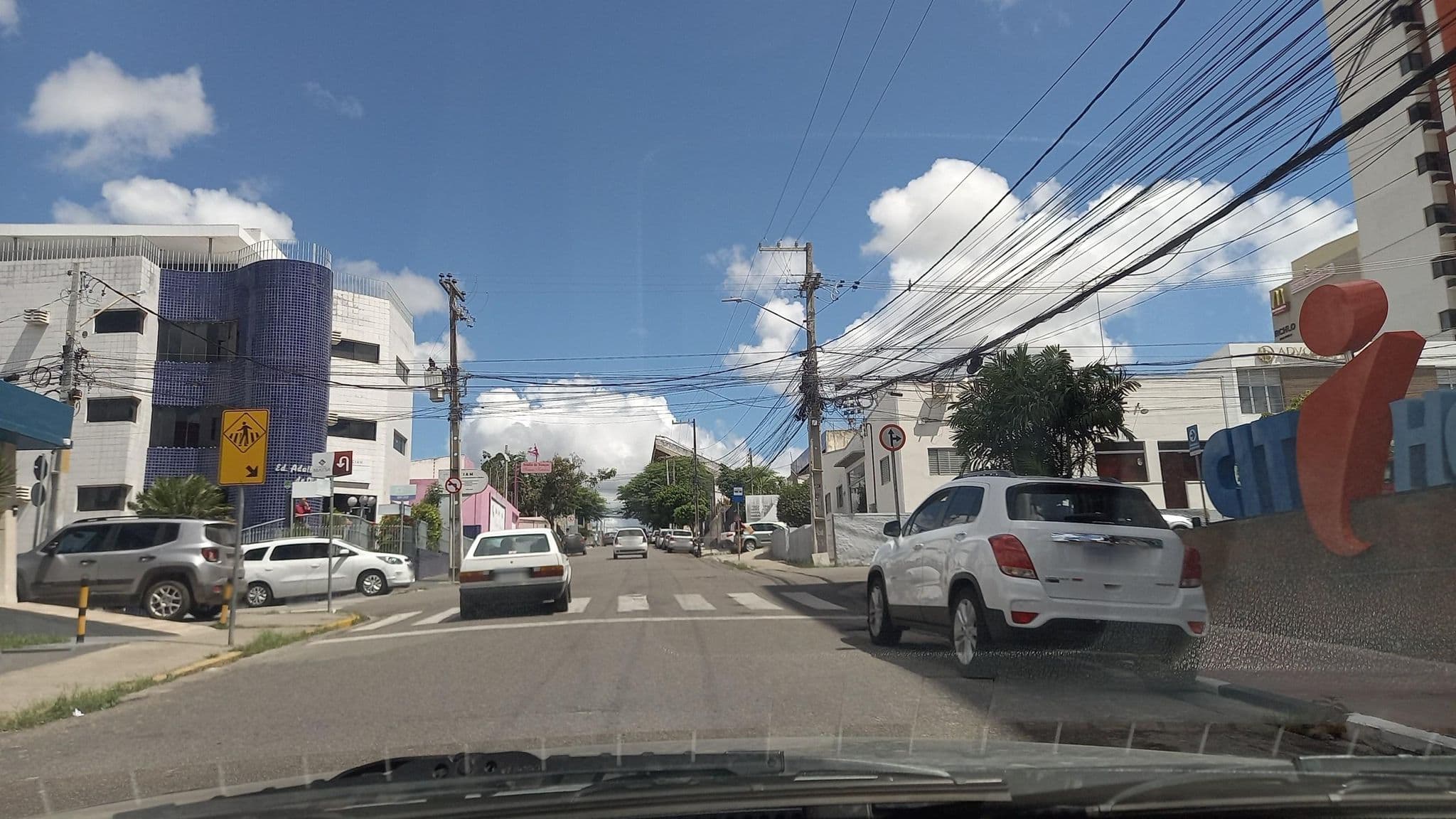 Street view near CitI Hotel Caruaru, Caruaru — © raphaelmirc (CC BY-SA · Mapillary)