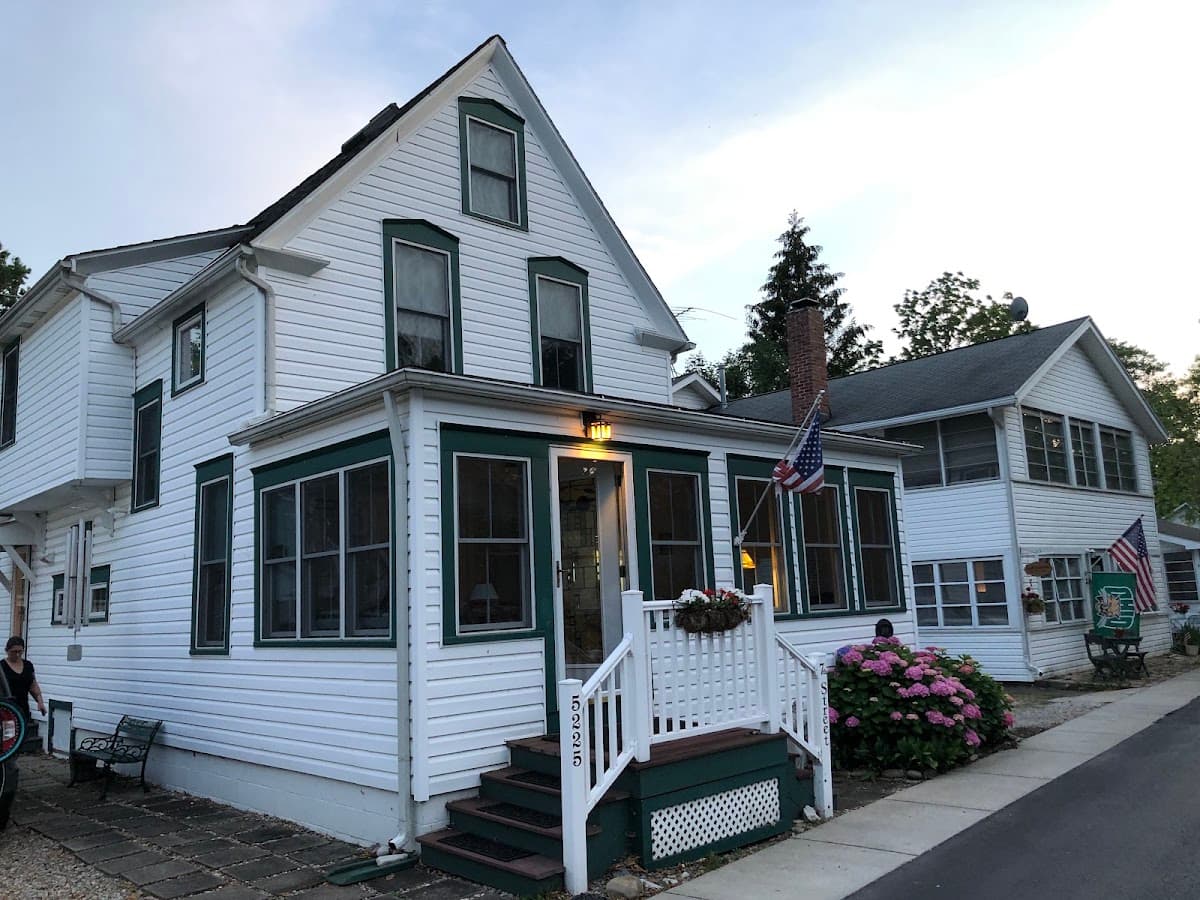 Windsong Cottage, Hotel in Vermilion