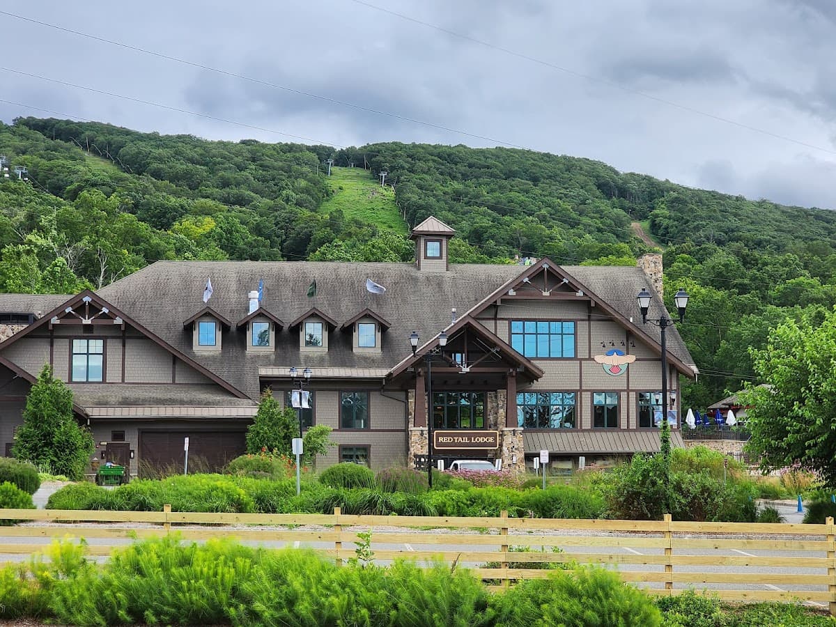 Red Tail Lodge, Lodge in Vernon Center