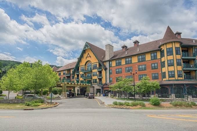 2 Bedroom 2 Bath Hotel Condo at Mountain Creek Resort, Resort in Vernon Center