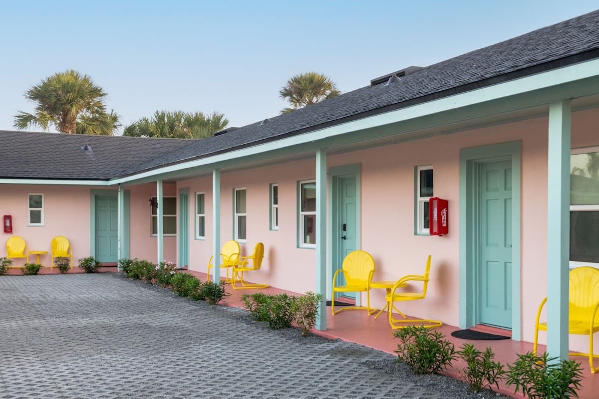 Haley's Court - Boutique Motel, Motel in Villano Beach