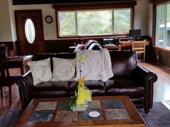 Volcano Acres Ranch, Bed & Breakfast in Volcano
