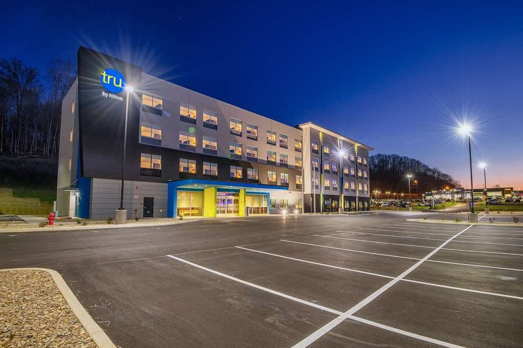 Tru by Hilton West Bristol TN, Hotel in Walnut Hill