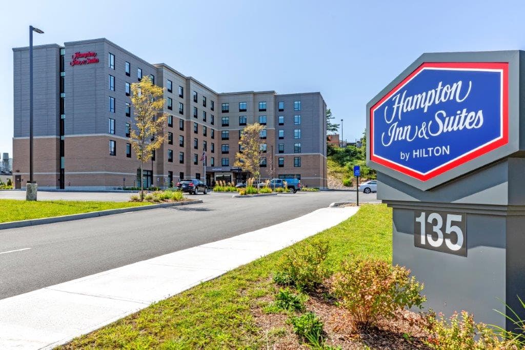 Hampton Inn and Suites Boston/Waltham, Hotel in Waltham