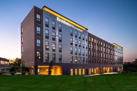 Residence Inn by Marriott Boston Waltham, Hotel in Waltham