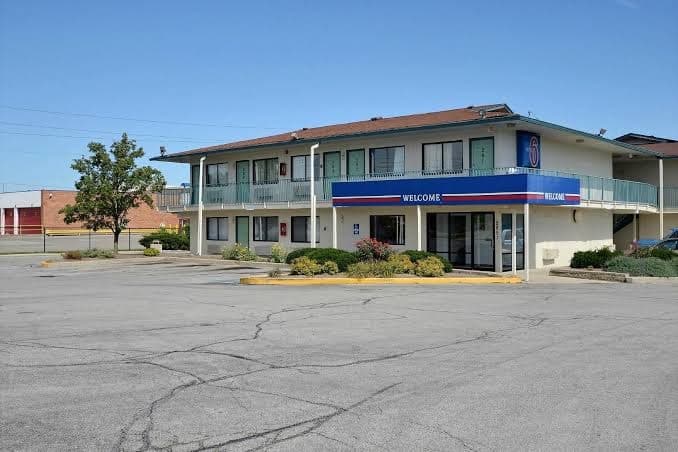 Welcome Inn, Motel in Warren Park