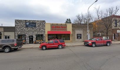 Lake of the Woods Lodging, Resort in Warroad