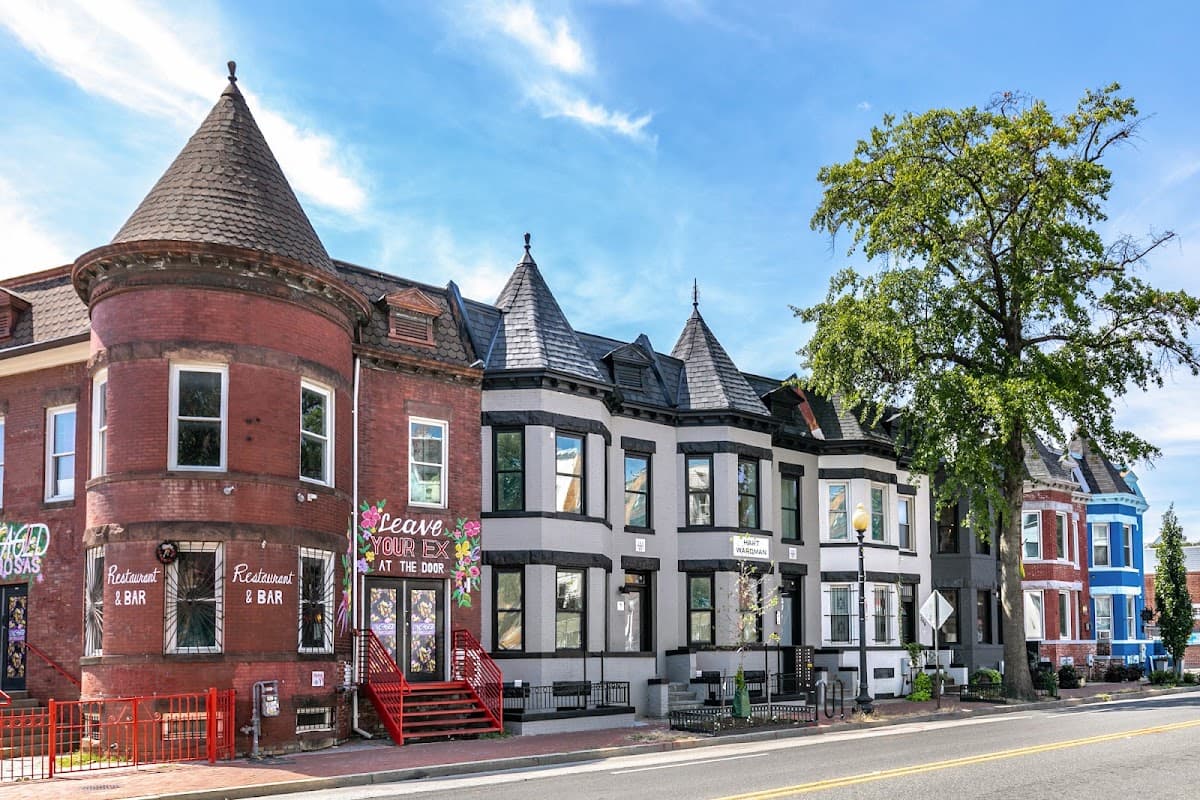 The Hart Wardman - Getaways & Extended Stays, Aparthotel in Shaw