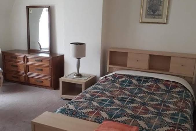 Pleasant Rooming House - Double Room with Garden View, Hotel in Pleasant Plains