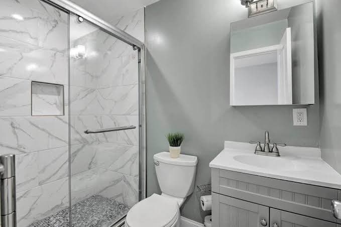 6 Mi to Ivy City: Guesthouse w / Fire Pit in DC!, Guesthouse in The Parks At Walter Reed