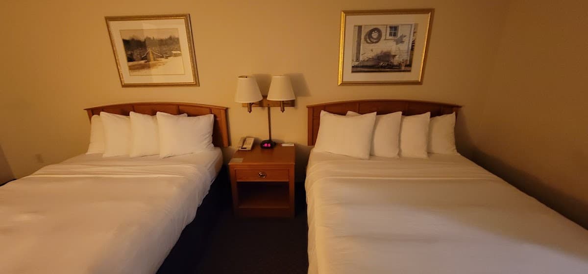 Hotel, Hotel in Waverly