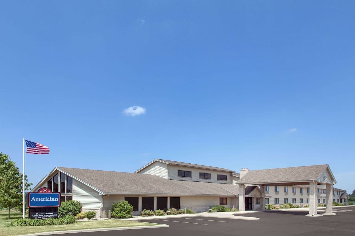 AmericInn by Wyndham Webster City, Hotel in Webster City