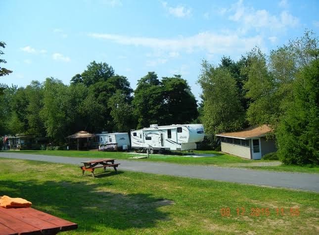 Sunny Rest Resort, Resort in Weissport East