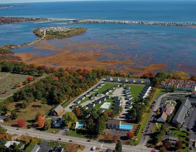 Seagull Resort and Condominiums, Resort in Wells Beach Station