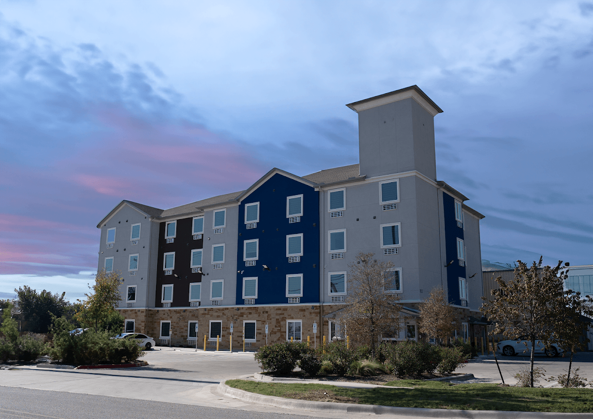 Texas Bungalows Hotel & Hotel Que at i35 Austin Pflugerville, Hotel in Windemere