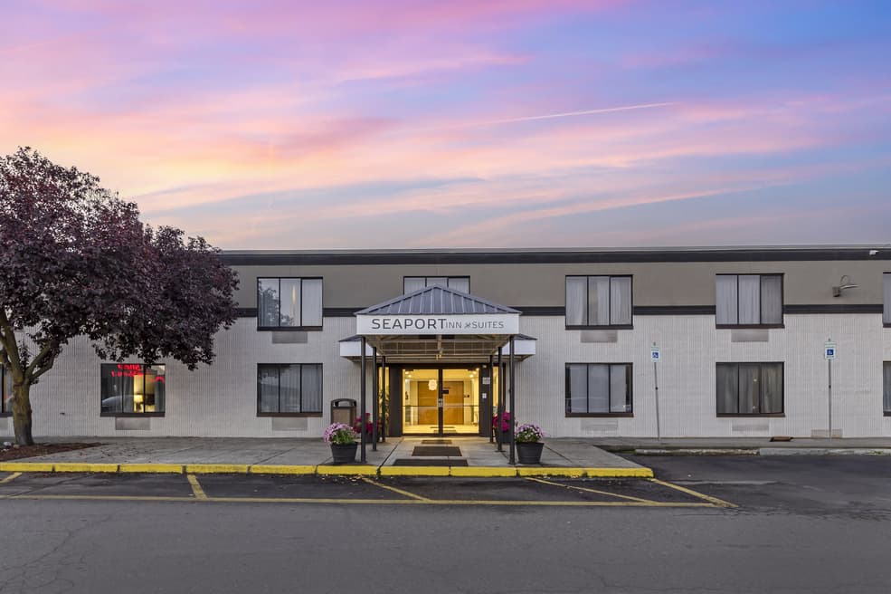 Seaport Inn and Suites, Aparthotel in Lewiston Orchards