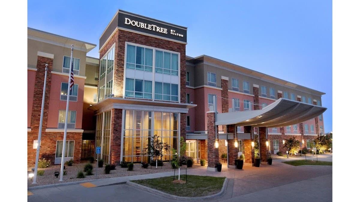 DoubleTree by Hilton West Fargo Sanford Medical Center Area, Hotel in West Fargo