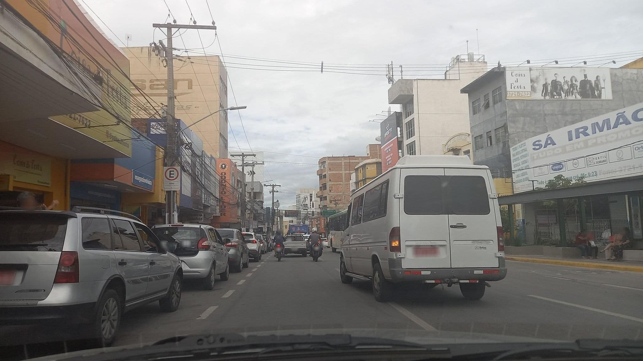 Street view near Center Plaza Hotel e Restaurante, Caruaru — © raphaelmirc (CC BY-SA · Mapillary)