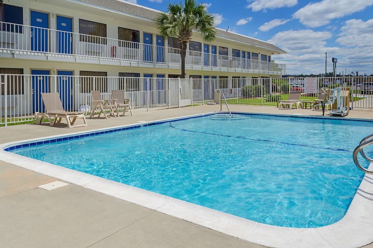 Motel 6 Gulfport, MS – Airport, Hotel in West Gulfport