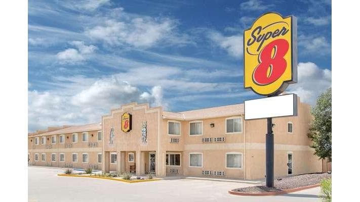 Super 8 by Wyndham Bloomfield, Hotel in West Hammond