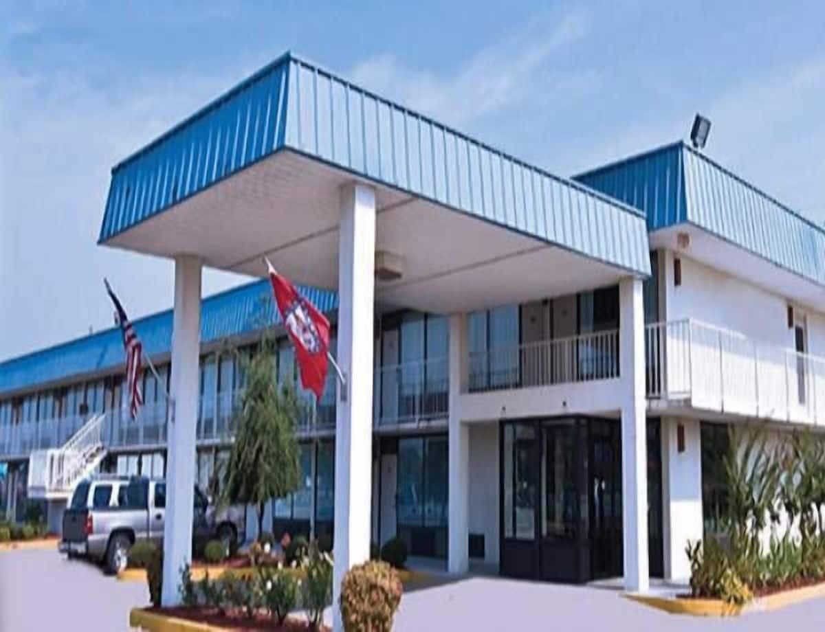 Express Inn West Memphis, Hotel in West Memphis
