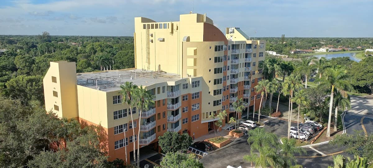 Flamingo II, Hotel in Weston