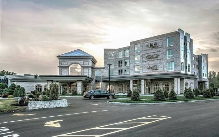 The Delavan Hotel, Hotel in Harris Hill