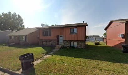 Landmark Suites, Motel in Williston