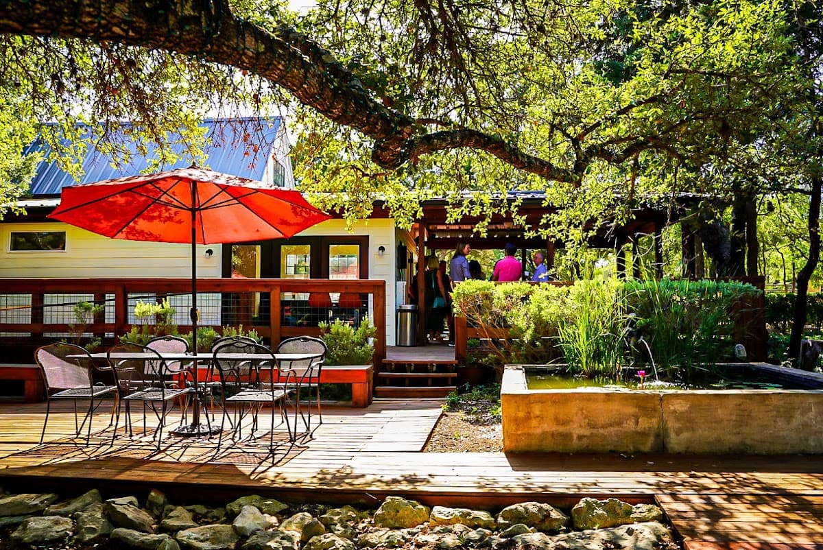 Wimberley Inn + Bar, Hotel in Wimberley