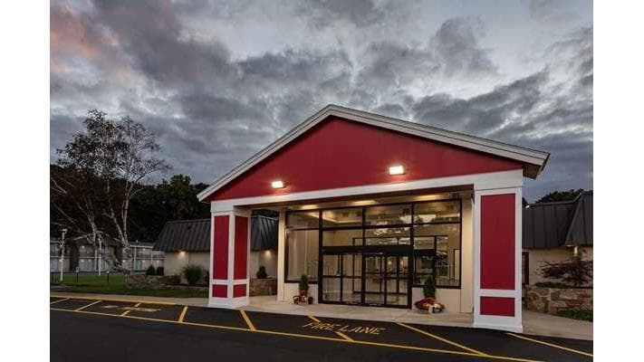 Ramada by Wyndham Hartford North / Bradley Airport, Hotel in Windsor Locks