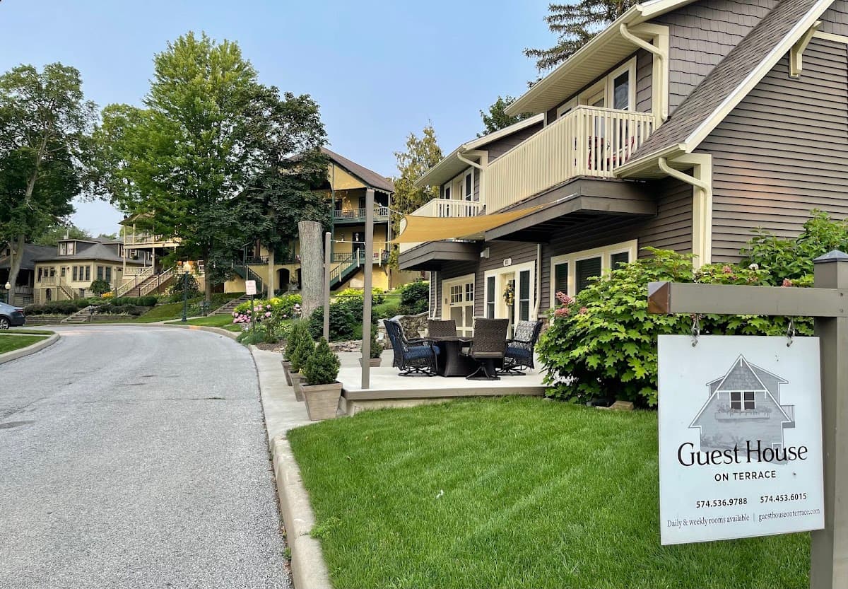Guest House on Terrace, Hotel in Winona Lake