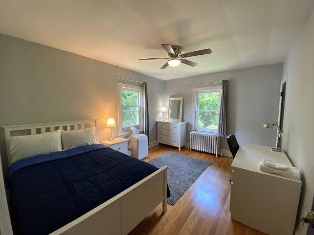Summer in Troy: Beautiful 3BR House with Large Yard, Steps from RPI Campus, Holiday Home in Watervliet