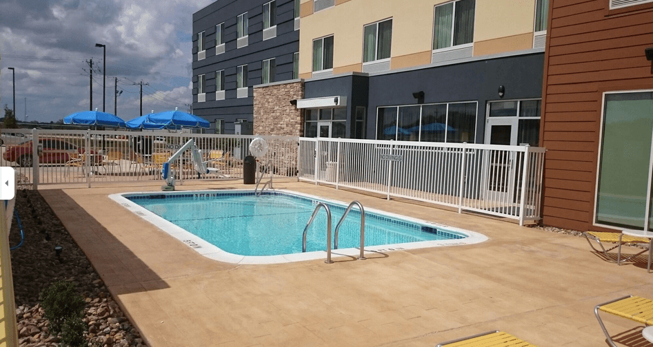 FairrfieId Inn & Suites, Hotel in Yoakum