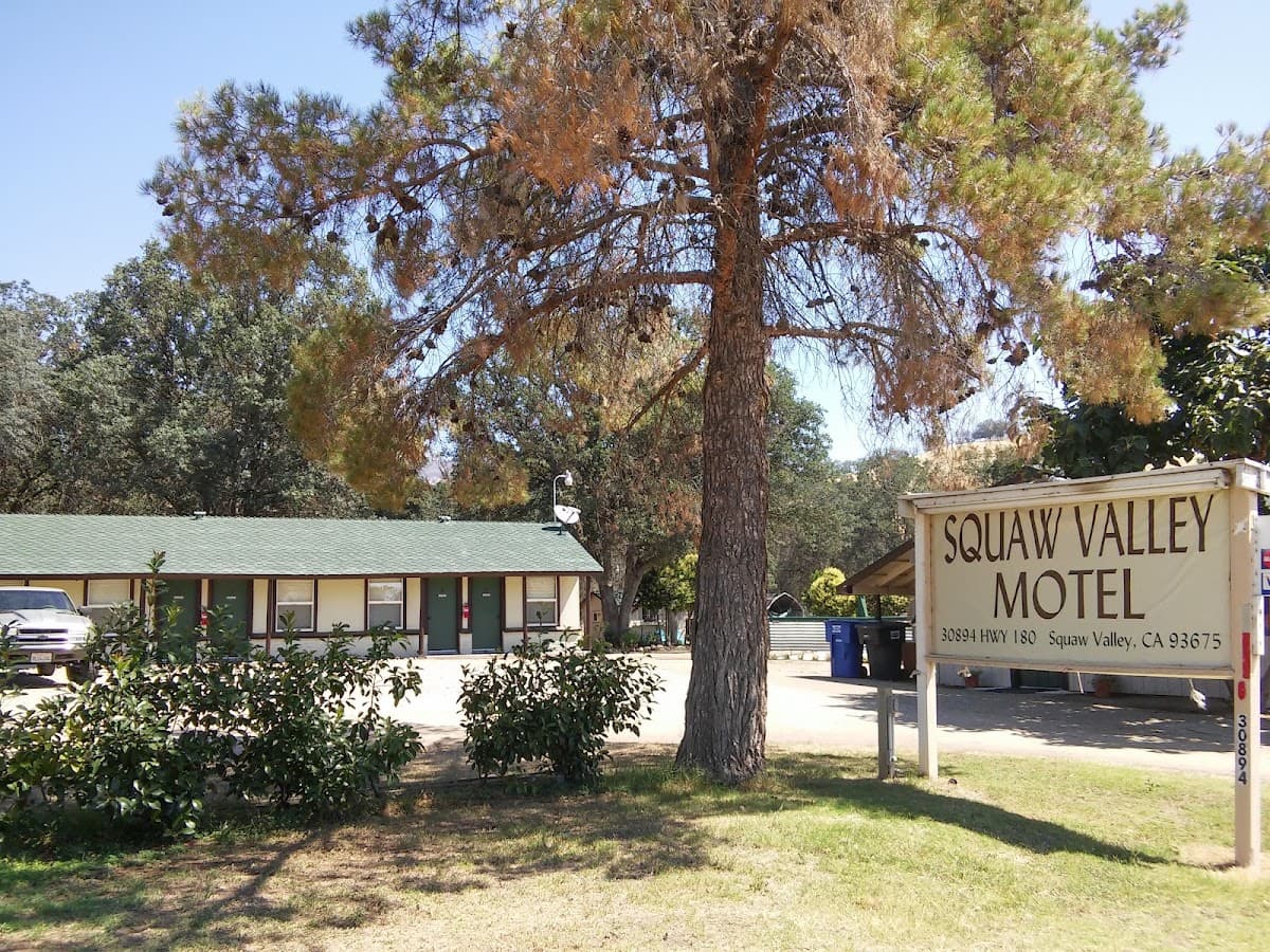 Squaw Valley Motel, Motel in Yokuts Valley