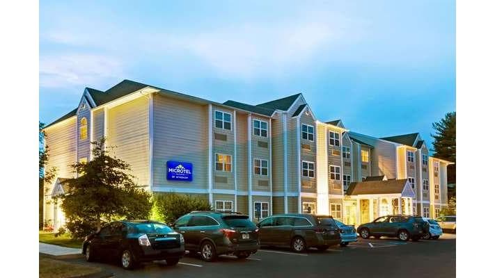 Microtel Inn & Suites by Wyndham York, Hotel in York Harbor