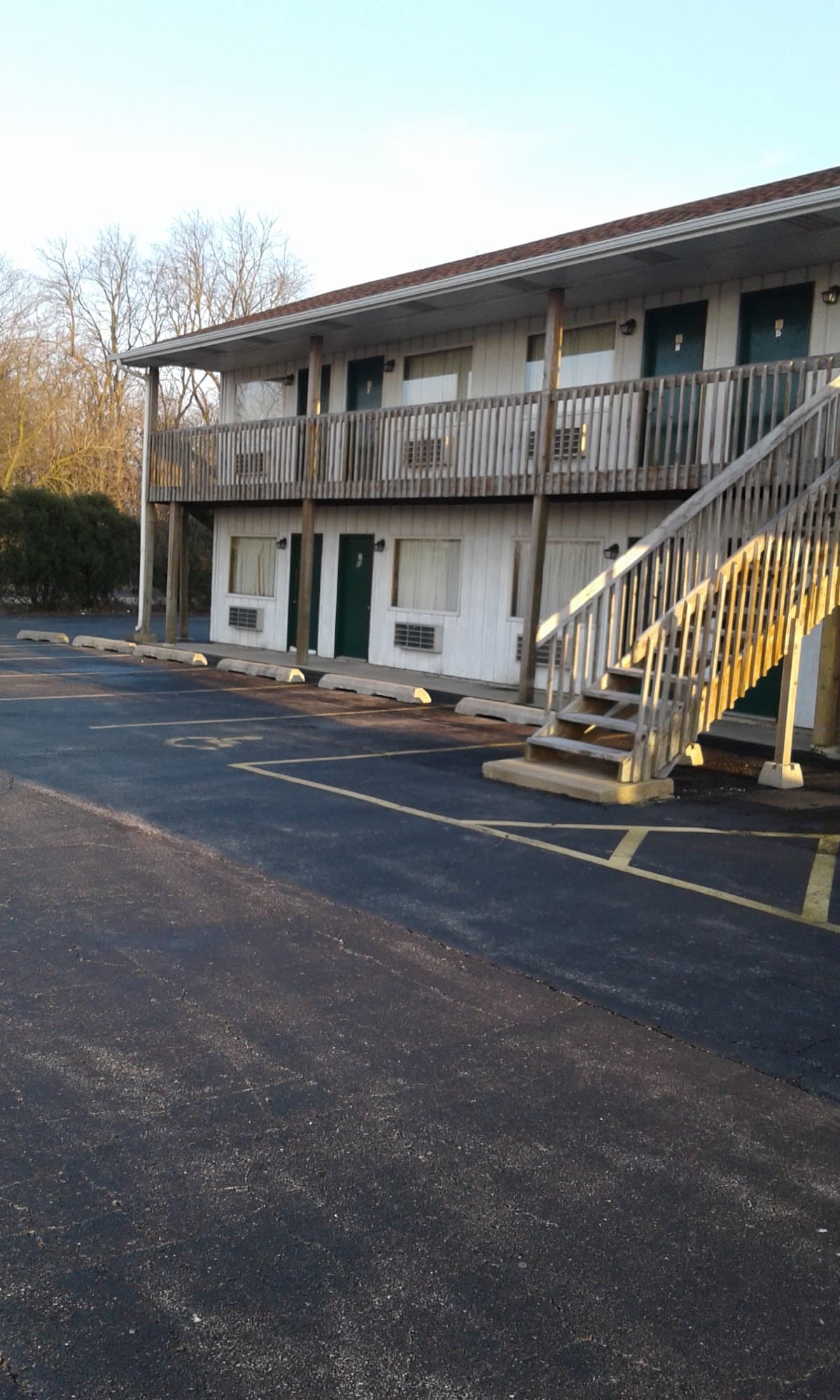 All Season Motel, Motel in Yorkville