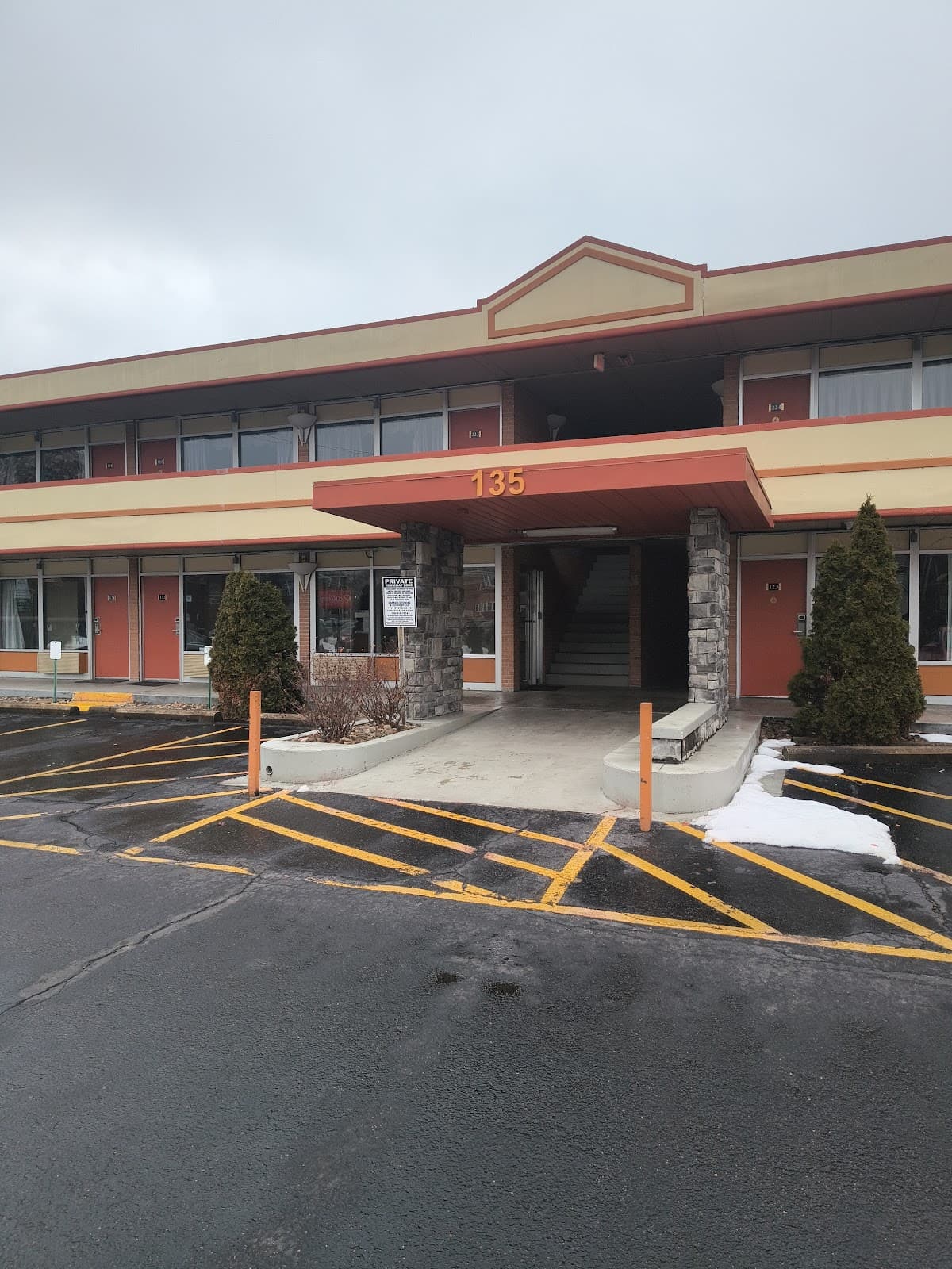Zansville Inn & Suites, Hotel in Zanesville