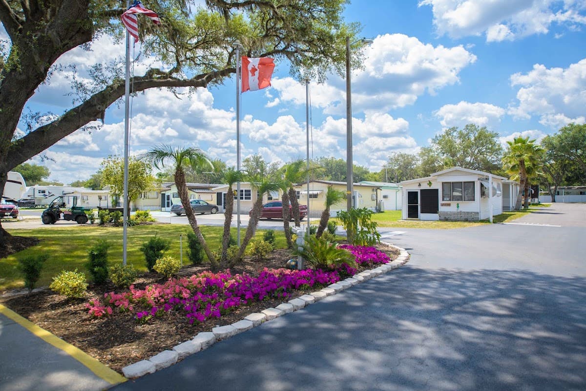 Rainbow Village Zephyrhills, Caravan Park in Zephyrhills South