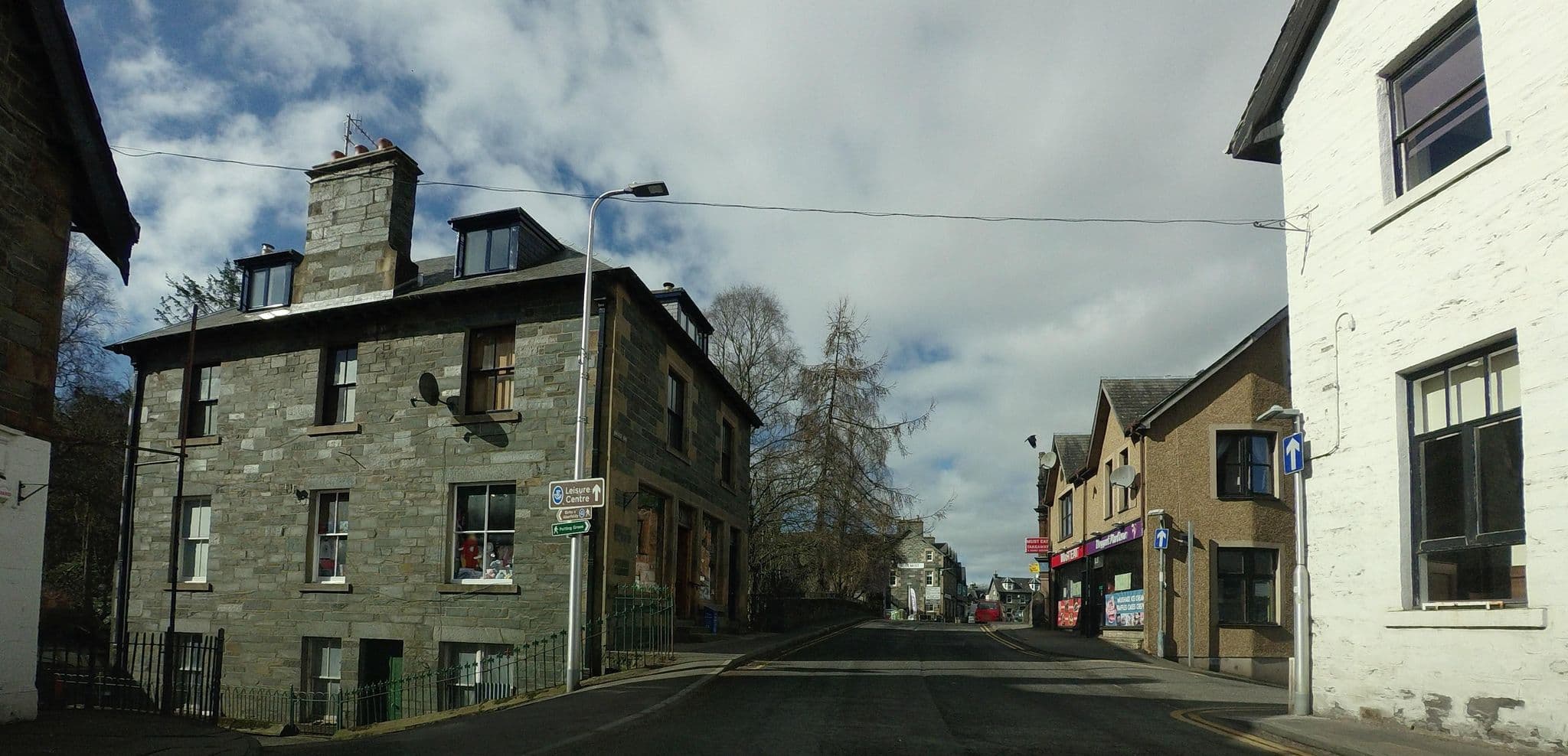 Street view near Hope Cottage - Uk40055 - Entire Place, Aberfeldy — © hobgoblin (CC BY-SA · Mapillary)