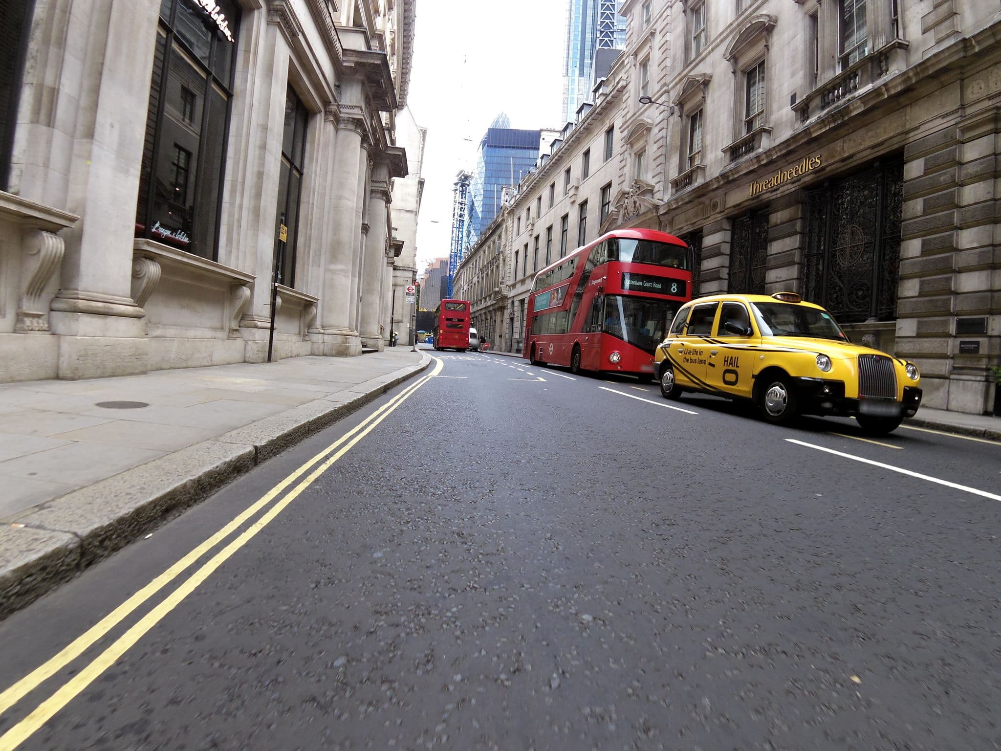 Street view near Threadneedles, Autograph Collection, City of London — © smsm1 (CC BY-SA · Mapillary)