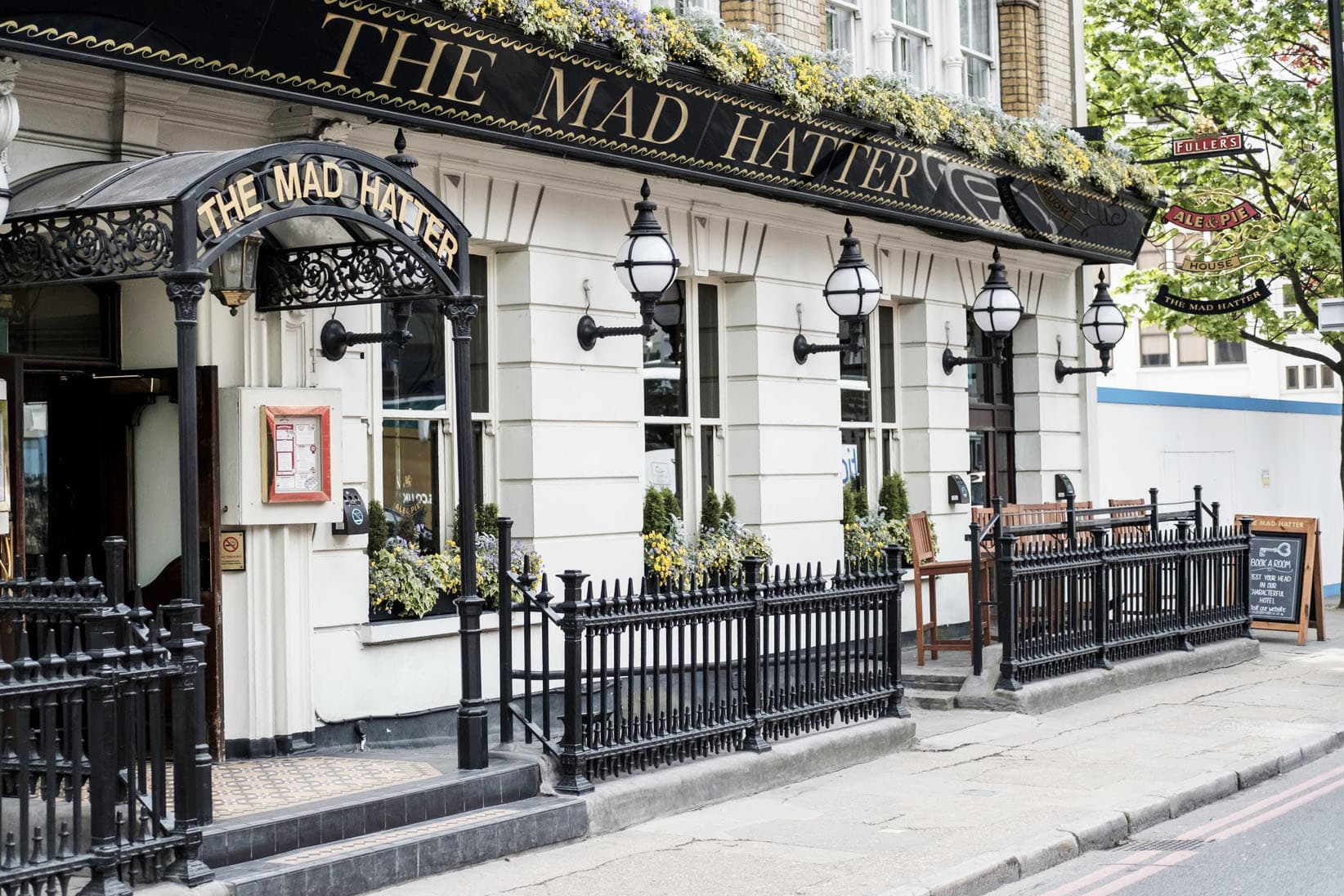 The Mad Hatter Hotel, Southwark, City of London