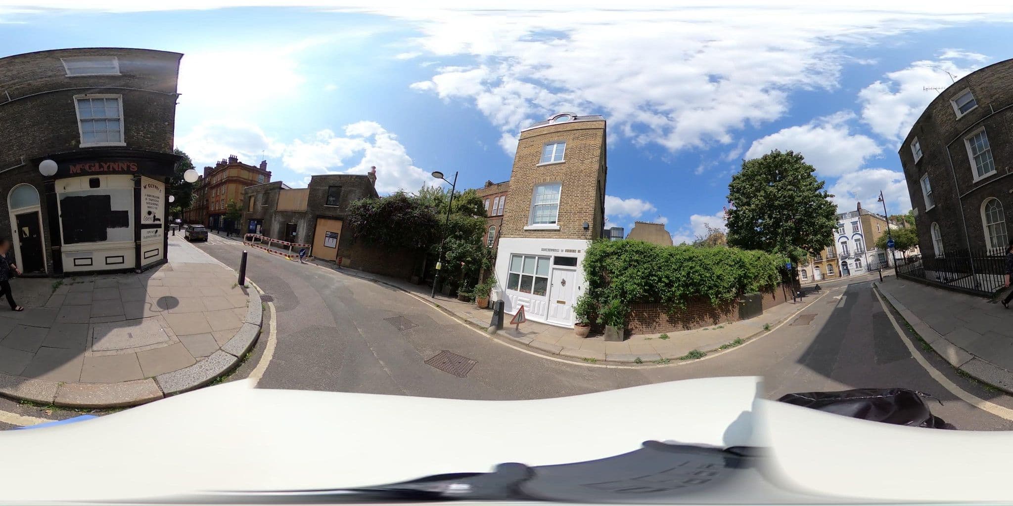 Street view near Apollo Hotel Kings Cross, King's Cross — © NatchaponJ (CC BY-SA · Mapillary)