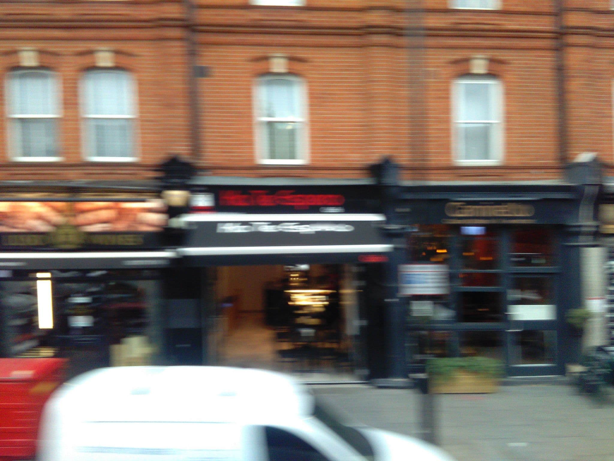 Street view near Best Western Plus Vauxhall Hotel, Pimlico — © ris (CC BY-SA · Mapillary)