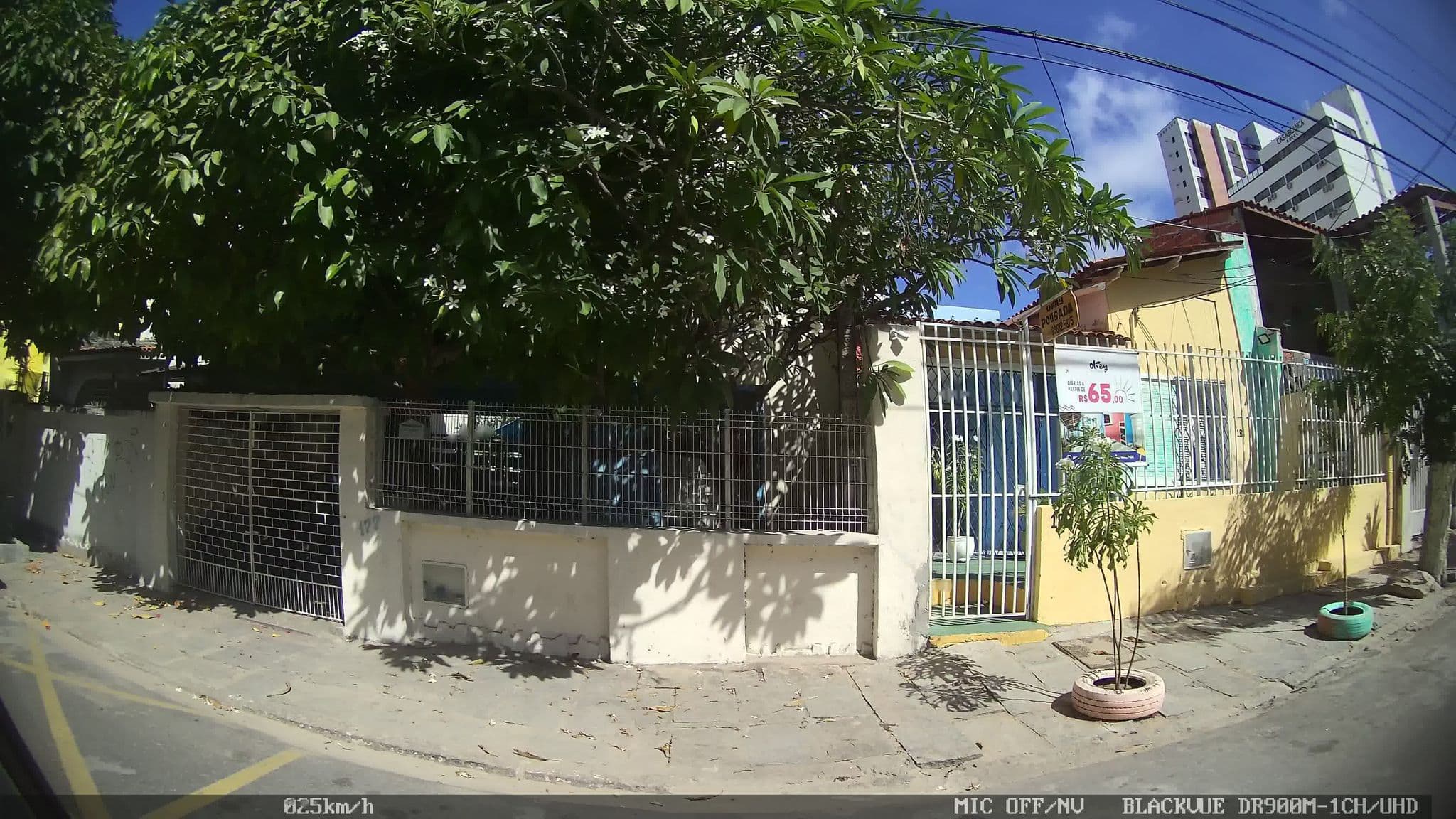 Street view near Okay Iracema Hostel, Fortaleza — © kaart_1 (CC BY-SA · Mapillary)