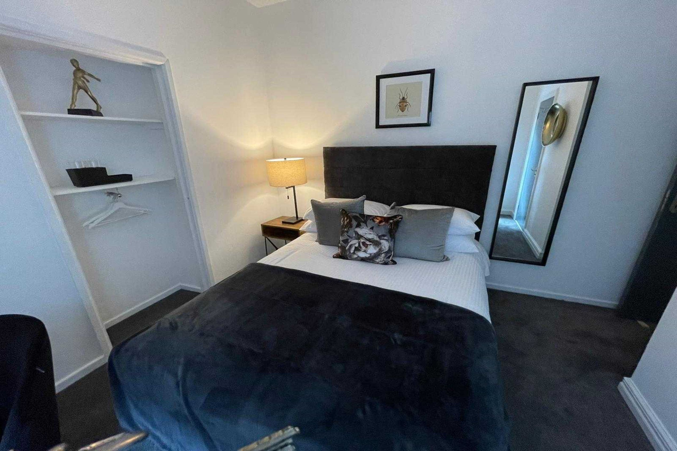 OYO Cavehill Castle Guest Accommodation, Belfast