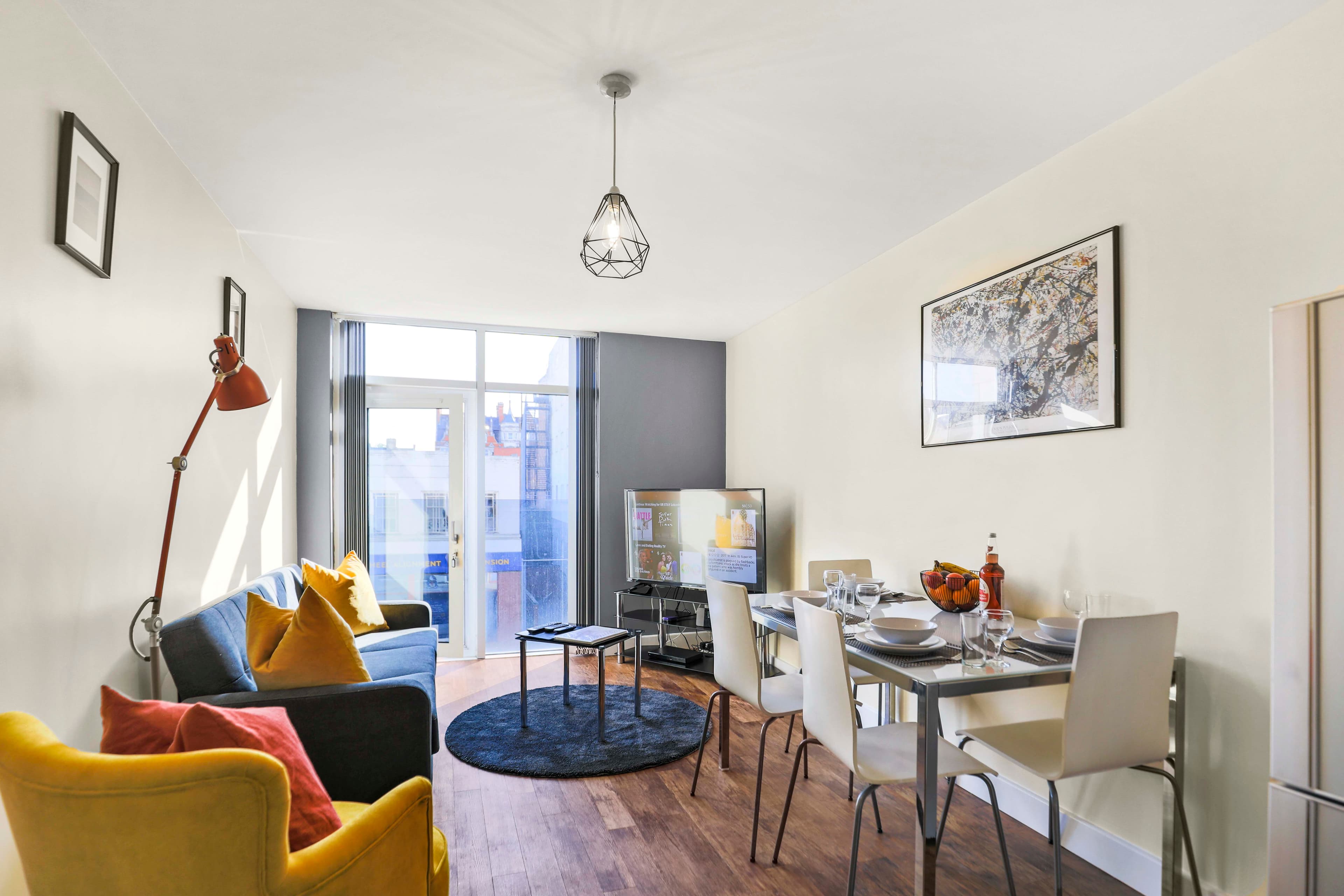 UR STAY Serviced Apartments Leicester, Leicester