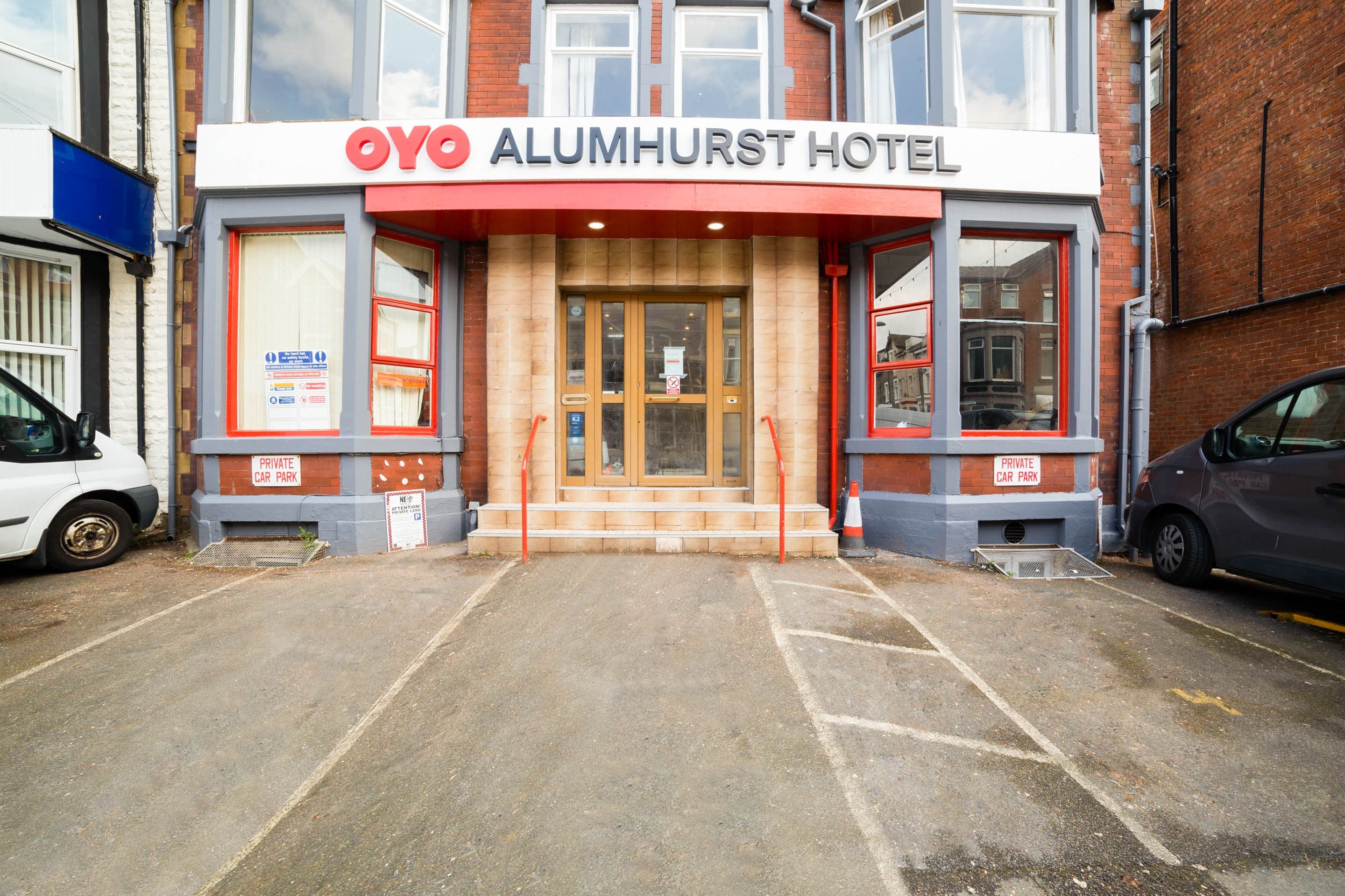 OYO Alumhurst Hotel, Blackpool