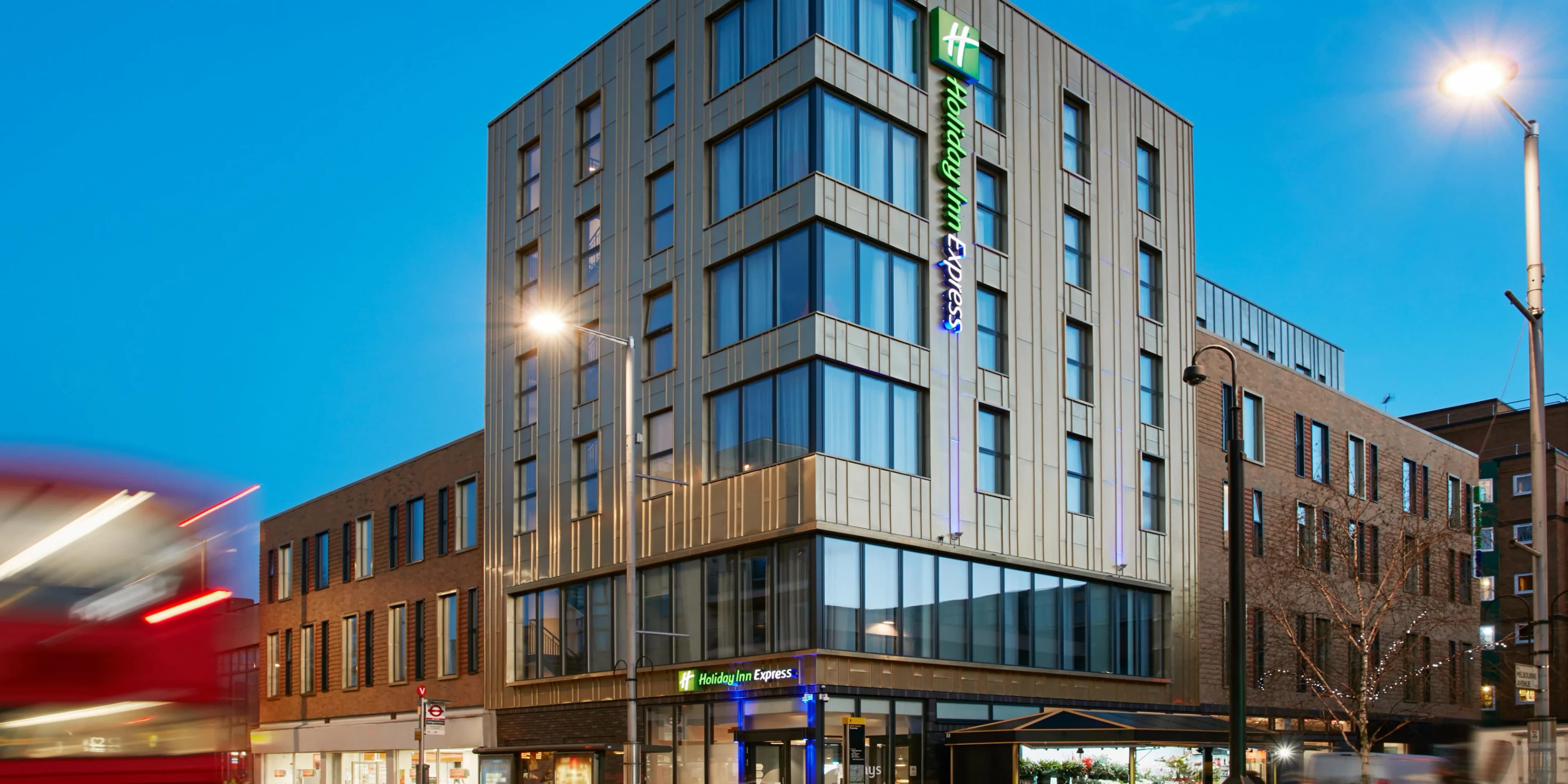 Holiday Inn Express London - Ealing by IHG, West Ealing